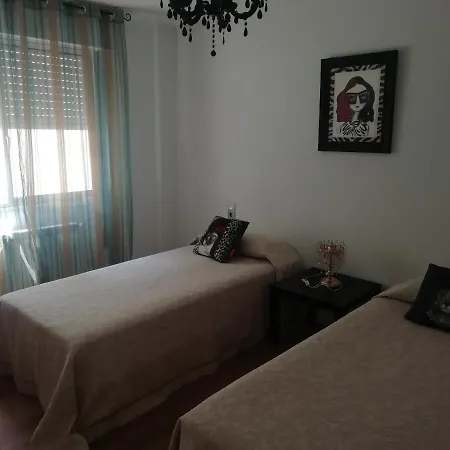Centrico Y Amplio Piso Con Plaza Parking *