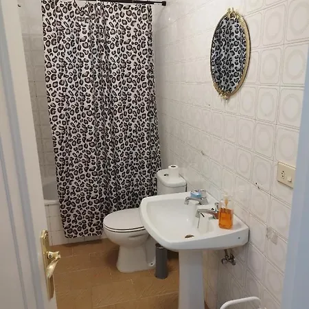Centrico Y Amplio Piso Con Plaza Parking *